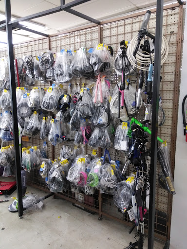 Thrift Store «Texas Thrift Store», reviews and photos, 5319 I-35, Austin, TX 78723, USA