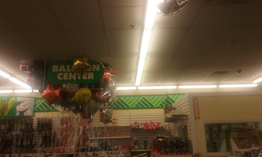 Dollar Store «Dollar Tree», reviews and photos, 172 Woodlawn Dr, Shawano, WI 54166, USA