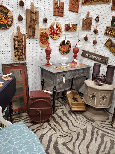 Gift Shop «Whistle Stop LLC», reviews and photos, 225 W Main St, Middletown, DE 19709, USA