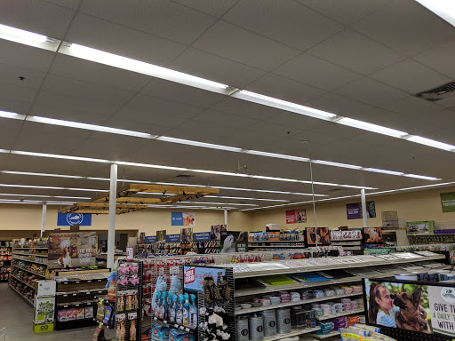 Pet Supply Store «IncrediPet», reviews and photos, 306 Southland Dr, Lexington, KY 40503, USA