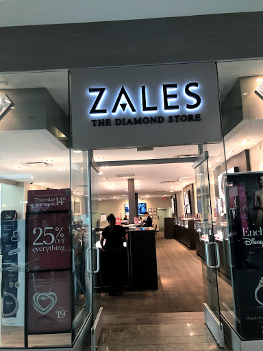 Jewelry Store «Zales - The Diamond Store», reviews and photos, 7567 Dadeland Mall Cir W, Miami, FL 33156, USA