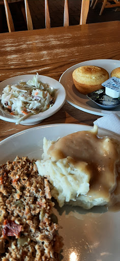 American Restaurant «Cracker Barrel Old Country Store», reviews and photos, 1162 Wayne Ave, Chambersburg, PA 17202, USA