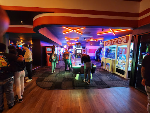 Bowling Alley «Brunswick Zone Deer Creek Lanes», reviews and photos, 7930 Haven Ave, Rancho Cucamonga, CA 91730, USA