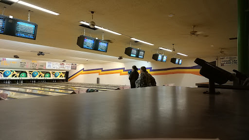 Bowling Alley «Green Lake Lanes Inc», reviews and photos, 7930 E Genesee St, Fayetteville, NY 13066, USA