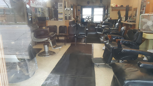 Barber Shop «Naps Barber Shop», reviews and photos, 1109 W Roosevelt Rd, Maywood, IL 60153, USA