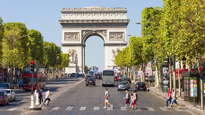Royal Transfers à Paris