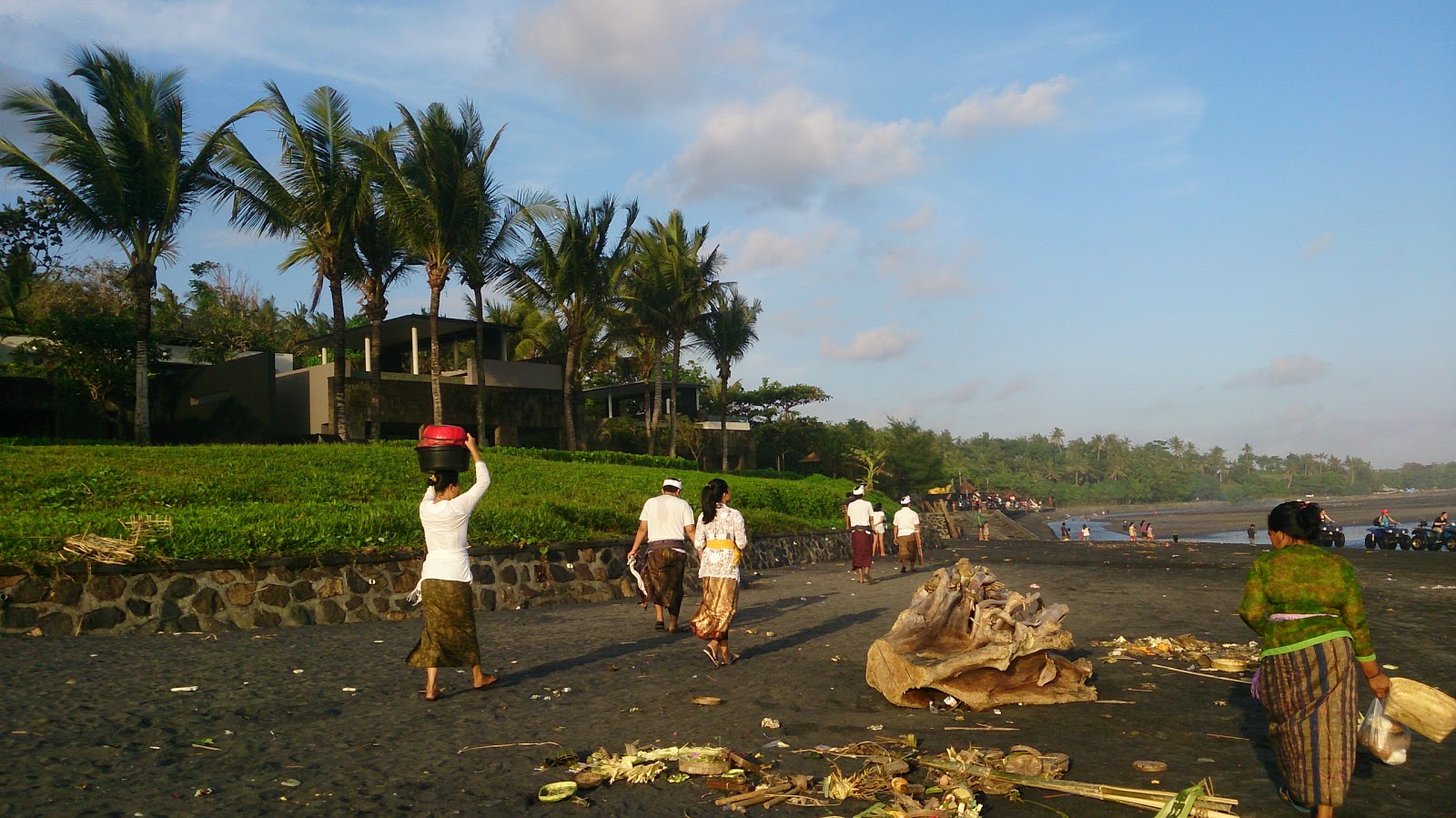 Photo de Kelating Beach zone des équipements