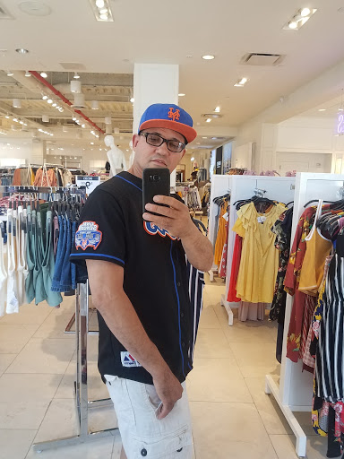 Shopping Mall «The Shops at Atlas Park», reviews and photos, 8000 Cooper Ave, Glendale, NY 11385, USA