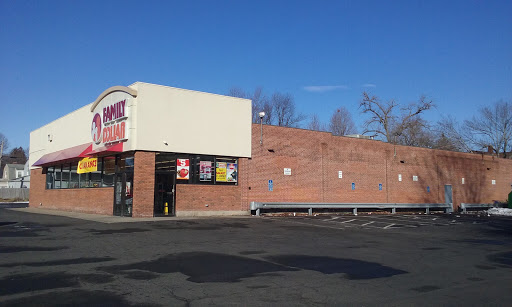 Dollar Store «FAMILY DOLLAR», reviews and photos, 51 Franklin St, Westfield, MA 01085, USA