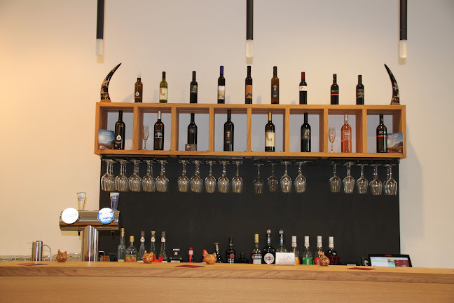 Le Minotaure - Restaurant - Bar à vin gourmand - Martigny