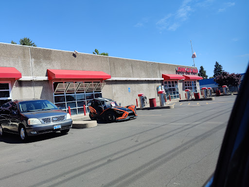 John's Car Wash en Salem