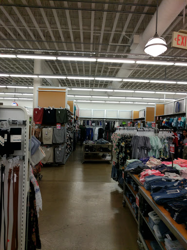 Clothing Store «Old Navy», reviews and photos, 1600 Saratoga Ave, San Jose, CA 95129, USA