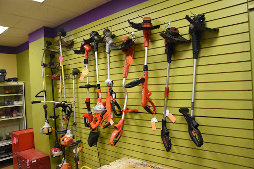 Pawn Shop «Money & More», reviews and photos, 1025 S Riverside Dr, Iowa City, IA 52246, USA