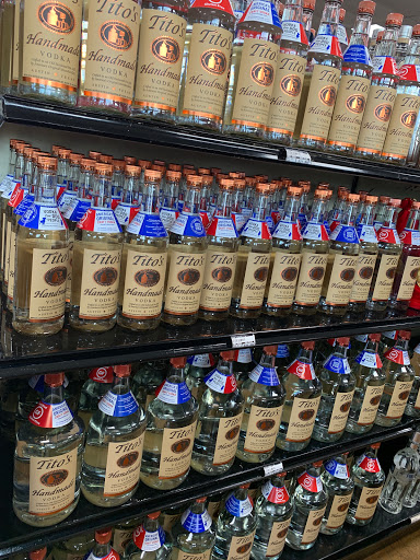 Wine Store «Plantation Fine Wine & Spirits», reviews and photos, 940 Memory Ln # 101, Gallatin, TN 37066, USA