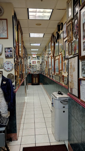 Shopping Mall «Beards Hill Plaza Shopping Center», reviews and photos, 949 Beards Hill Rd, Aberdeen, MD 21001, USA