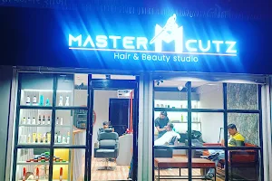 Master cutz hair and beauty studio image