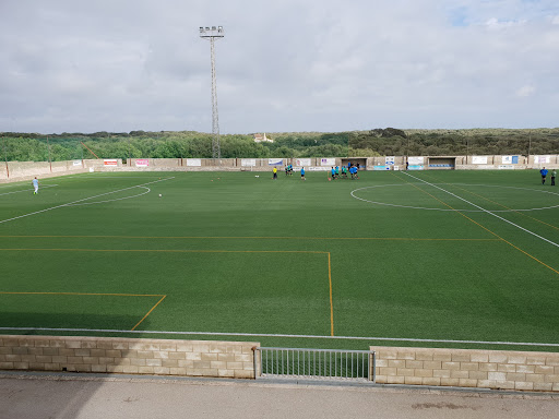 Camp Municipal Los Nogales en Es Migjorn Gran, Islas Baleares