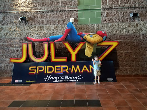 Movie Theater «Regal Cinemas Village Square 18», reviews and photos, 9400 W Sahara Ave, Las Vegas, NV 89117, USA