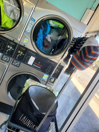 Laundromat «Soapy Bubbles laundromat», reviews and photos, 5225 N Clydebank Ave, Azusa, CA 91702, USA