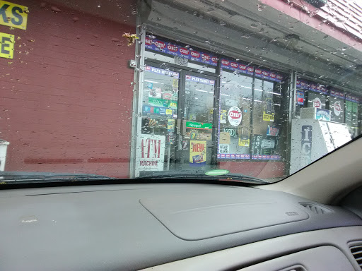 Convenience Store «First Choice Convenient Foods», reviews and photos, 1695 Shaw Ave, Akron, OH 44305, USA