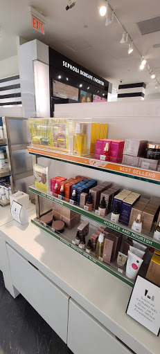 Cosmetics Store «SEPHORA», reviews and photos, 100 Cambridgeside Pl, Cambridge, MA 02141, USA