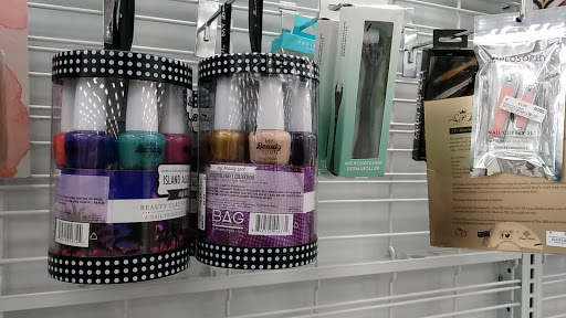 Clothing Store «Ross Dress for Less», reviews and photos, 247 E Eau Gallie Blvd, Indian Harbour Beach, FL 32937, USA