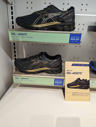 Outlet Store «Polo Ralph Lauren Factory Store», reviews and photos, 20 Killingsworth Turnpike #420, Clinton, CT 06413, USA