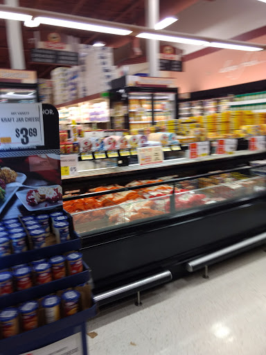 Grocery Store «ShopRite», reviews and photos, 2102-2130 N 2nd St, Millville, NJ 08332, USA