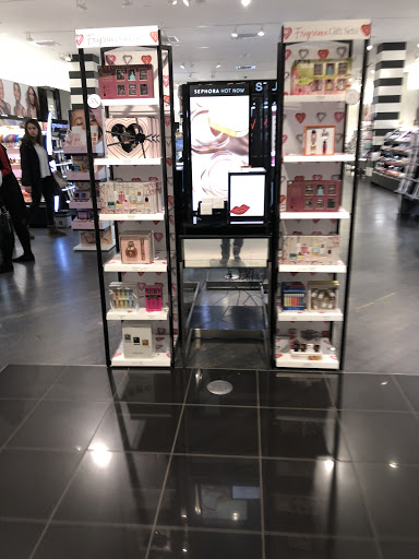 Cosmetics Store «SEPHORA», reviews and photos, 100 Cambridgeside Pl, Cambridge, MA 02141, USA