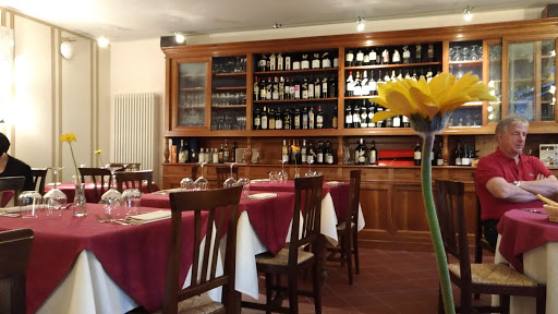 Casa Barbabuc in Novello, Provincia di Cuneo