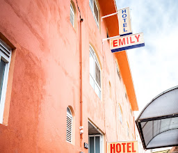 Hotel Emily photo