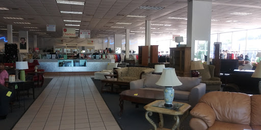 Thrift Store «The Salvation Army Family Store & Donation Center», reviews and photos, 2208 Washington Ave, Houston, TX 77007, USA