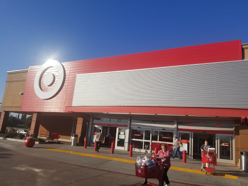 Department Store «Target», reviews and photos, 11051 Victory Blvd, North Hollywood, CA 91606, USA
