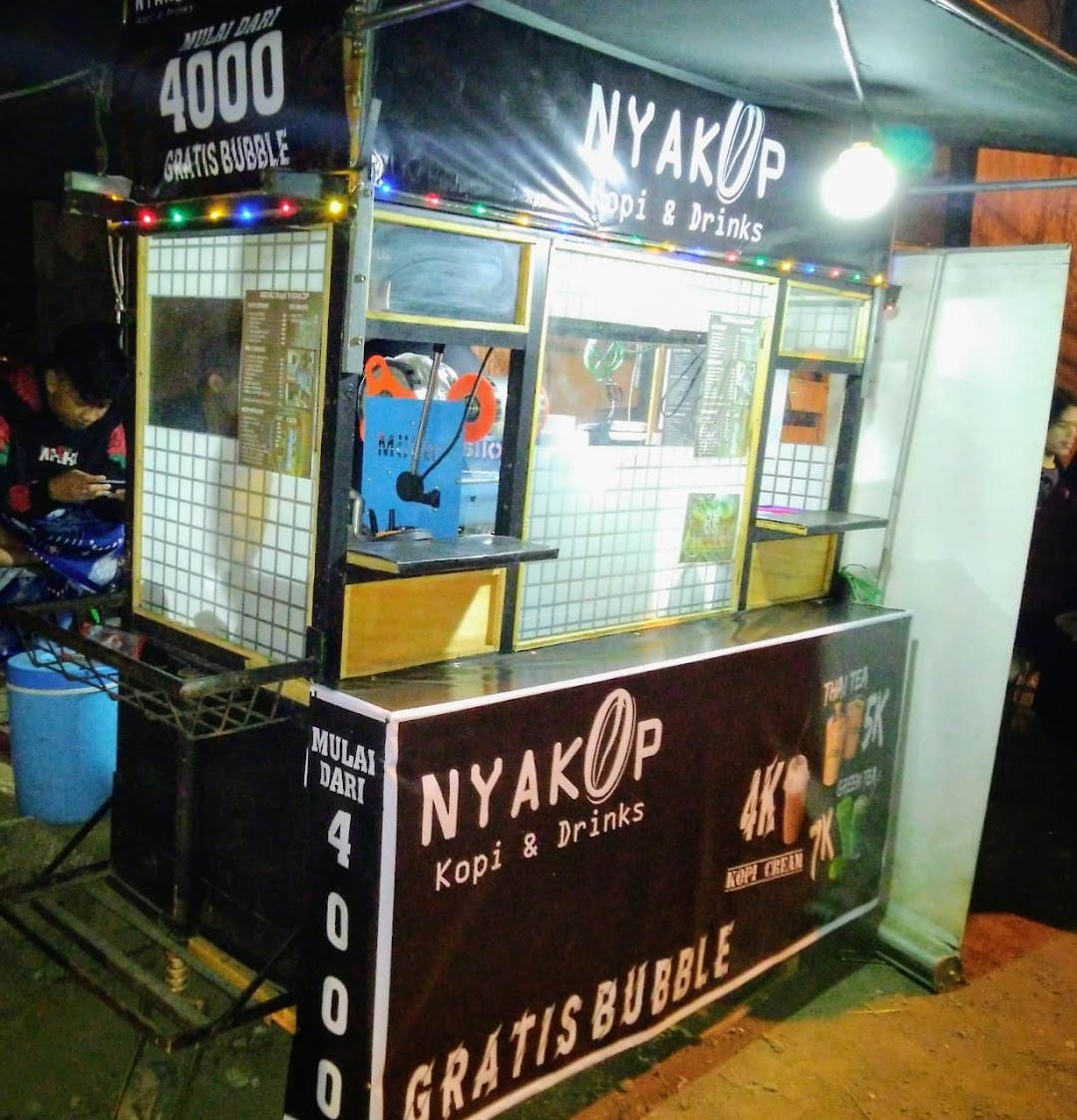 Nyakop kopi, thaitea & drinks