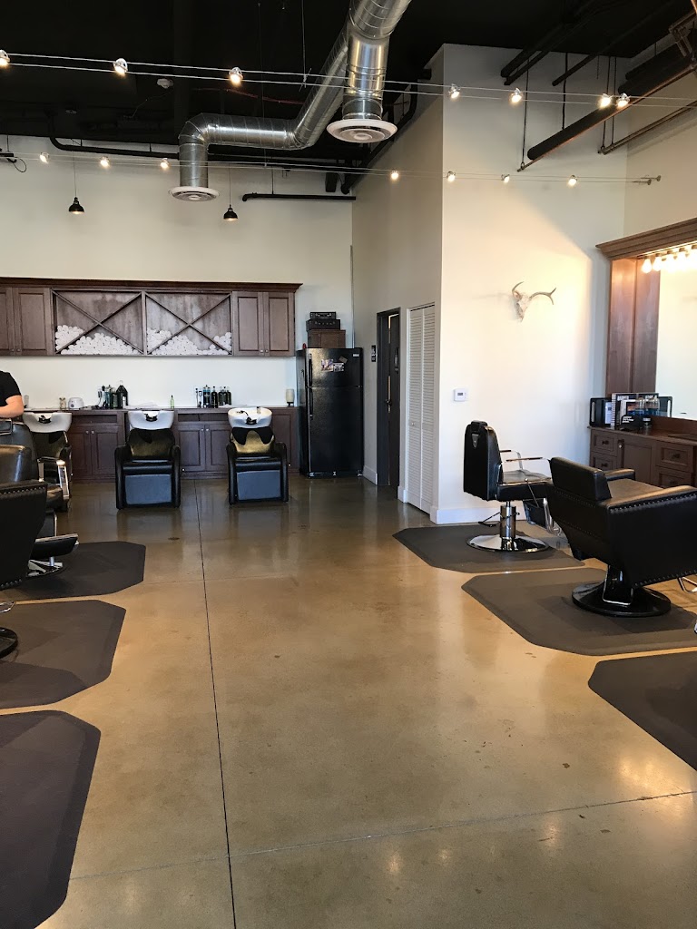 Chandler Salon 93101