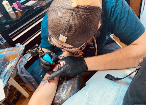 Tattoo Shop «Good Land Tattoo», reviews and photos, 3483 N Oakland Ave, Milwaukee, WI 53211, USA