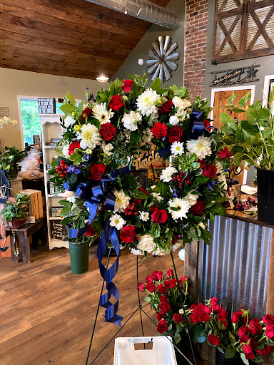 Florist «Secret Garden Florist & Gift Shop, Inc», reviews and photos, 2294 NY-208, Montgomery, NY 12549, USA