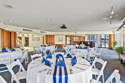 Yacht Club «California Yacht Club», reviews and photos, 4469 Admiralty Way, Marina Del Rey, CA 90292, USA