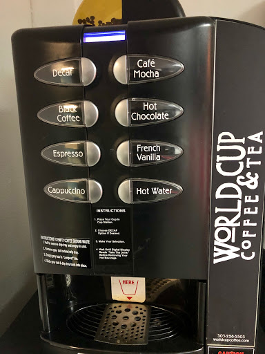 Kia Dealer «Kia of Portland», reviews and photos, 307 NE Broadway St, Portland, OR 97232, USA