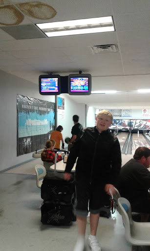 Bowling Alley «Savannah Bowling Center», reviews and photos, 320 Malcomb St, Savannah, TN 38372, USA