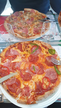 Pizza du Restaurant italien Restaurant PIZZERIA Il Pozzo à Lachapelle-aux-Pots - n°12