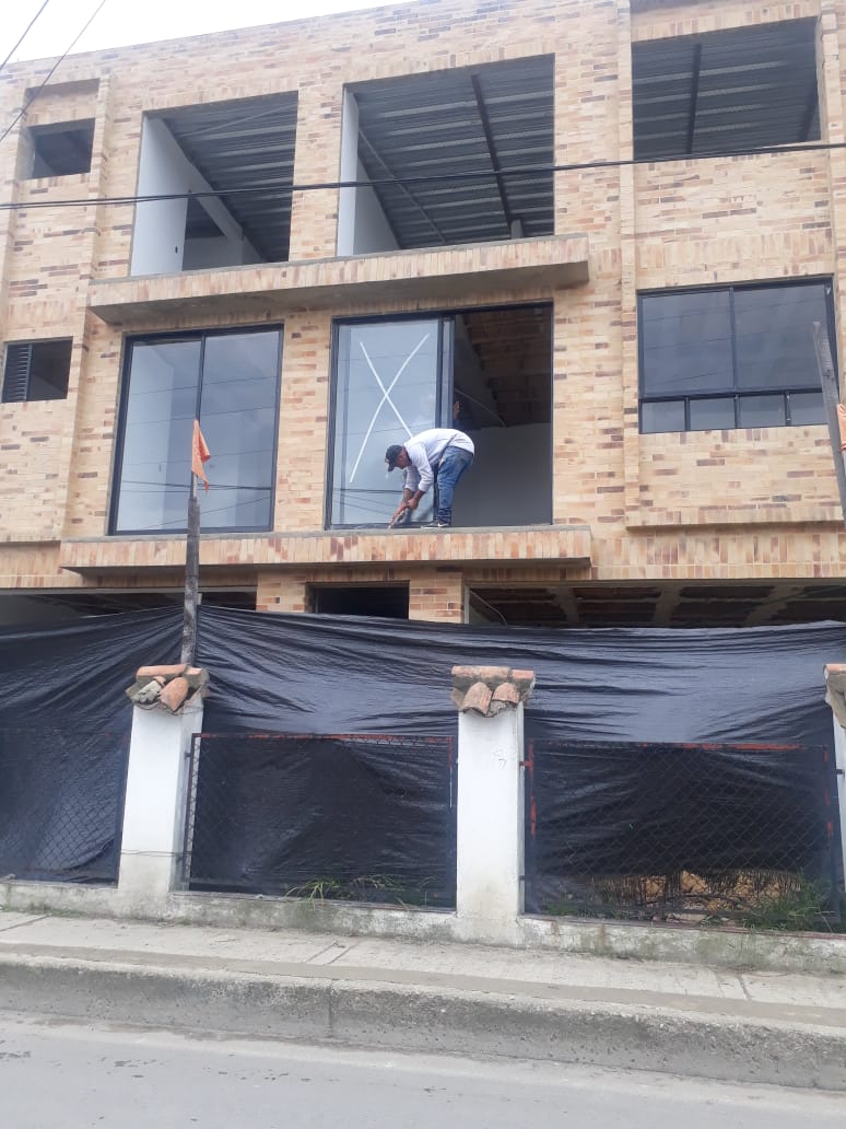 Conjunto mi esperanza cajica