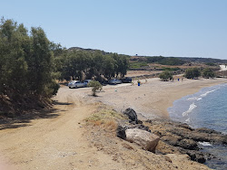 Mavrospilia beach'in fotoğrafı biraz temiz temizlik seviyesi ile