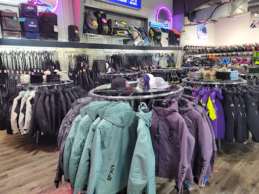 Motorsports Store «Nielsen Enterprises», reviews and photos, 130 S Milwaukee Ave, Lake Villa, IL 60046, USA