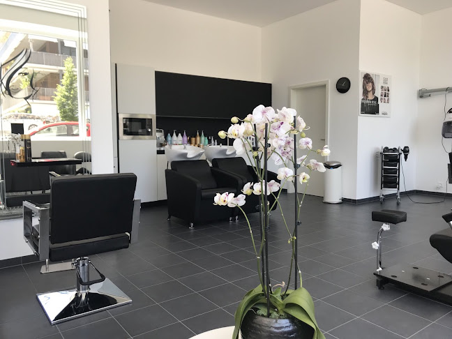 Bea Coiffure, Mjaku - Friseursalon