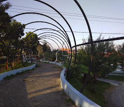 Taman Bahagia photo