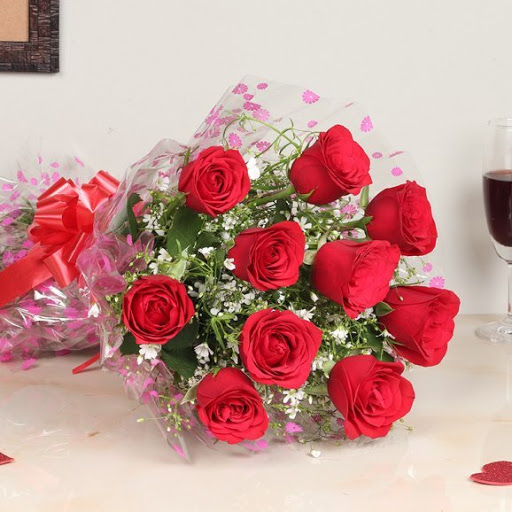 FlowerAura - Flower and Cakes : Same Day Delivery in Shahpur Jat