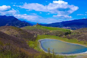 Jvari Lake image