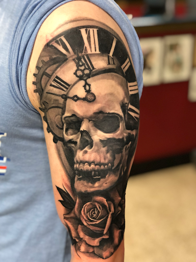 Tattoo Shop «Dallas Tattoo & Arts Company», reviews and photos, 2712 Live Oak St, Dallas, TX 75204, USA