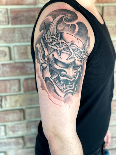 Explore tattoos ideas for hands, creative tattoo ideas in Tallmadge, available at Killjoy tattoo